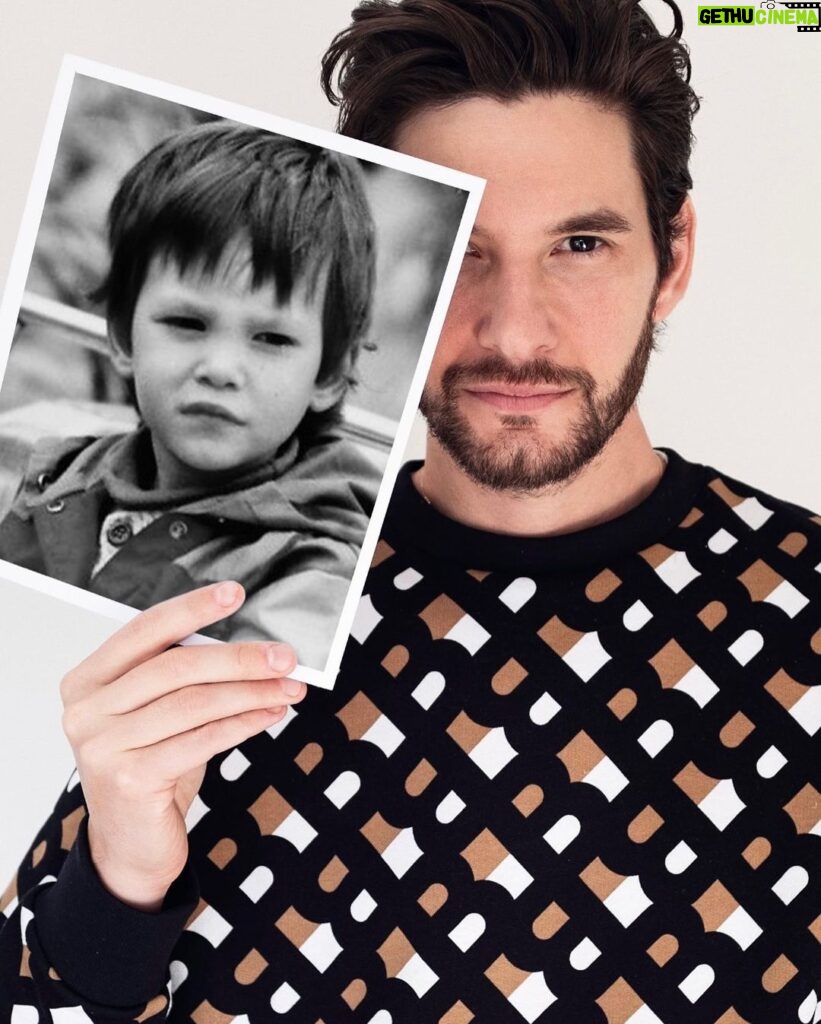 Ben Barnes Instagram - This kid’s been telling me what to do for 35 years! #beyourownboss 🖤 @boss