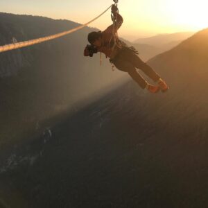 Ben Stiller Instagram - I’m going for my 3rd time to see www.freesolo.com movie in IMAX this week. Because it is what IMAX was made for. It’s a wonderful film- inspiring and emotional. Just great film making by @chaivasarhelyi and  @jimmy_chin. Go see it in IMAX . I benefit in no way other than the satisfaction of a good recommendation.