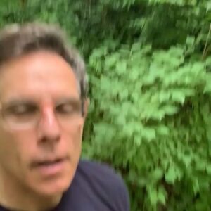 Ben Stiller Instagram - This #WorldRefugeeDay I took the #StepWithRefugees Challenge to walk in solidarity with those who have been forced to flee. 
I walked 1 mile.  Downhill. @mindykaling, #LinManuelMiranda & @Trevornoah can you do it? Up for the challenge?