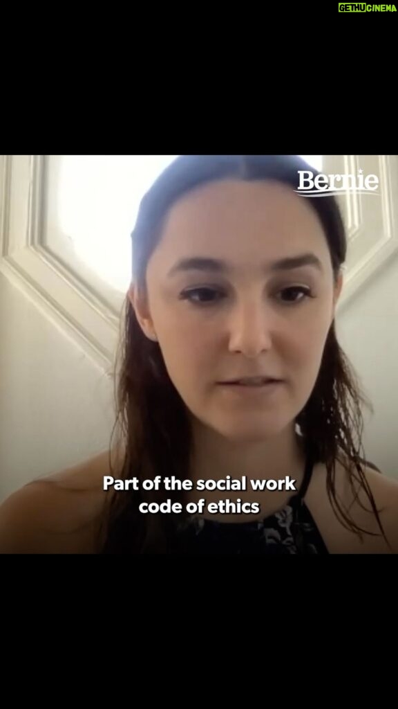 Bernie Sanders Instagram - Social Workers across the country are fighting for dignity and respect on the job.