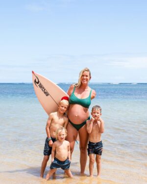 Bethany Hamilton Instagram - Now ➡️ Then. 
Time flys! 
If you told me 8 years ago I’d have 4 children I’d prob 🤣😂 But I’m so beyond grateful to be here with these beautiful children! This is more than I dreamed but even better than I dreamed🤗
Grateful to God for the blessing of family!