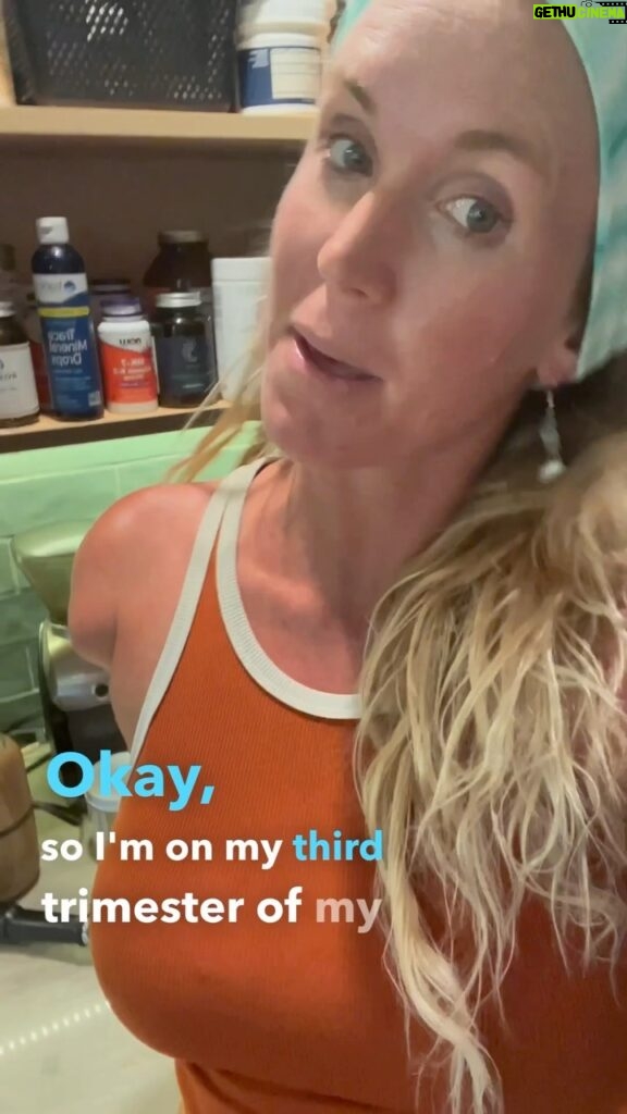 Bethany Hamilton Instagram - Some of my nutritional approach during pregnancy! 😋🤰🏼🥒🥩 a few of you asked last week so here ya go! What else would you like to hear?! I’m in my 3rd trimester!!!😱🤗👼🏽 #nutrition #health #motivation
