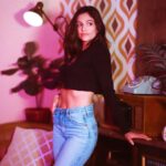 Bethany Mota Instagram - 🧡🤎🧡 w/ @smac.snaps @thebilly.studio The Billy Studio