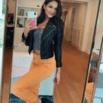 Bethany Mota Instagram - Had a cool pose idea for this photo. Instead.. enjoy me failing miserably 💁🏻‍♀️
