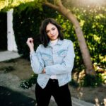 Bethany Mota Instagram - 💛 + 💡