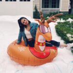 Bethany Mota Instagram - Had a snow day in LA ☺️☃️❄️ 📸: @laurajquinn