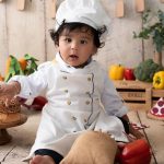 Bharti Singh Instagram - happy 1st birthday @laksh_singhlimbachiya (Golla)❤️ lots of love babu 🧿🤗 bade hoke humari tarha hi banna🤣 god bless you styled by- @dinky_nirh shot by - @thelooneylens