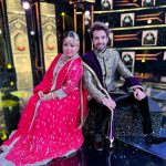 Bharti Singh Instagram - @zeetv #saregamapalilchamps ke set pe khushiyon aur muskurahat ka Pitara kholne wali hamari @bharti.laughterqueen , Hasna hi sabse badi dawa hai aur ye hain hasi बाँटने wali Doctor , aur aane wale episode ki Maharani. To zaroor dekhiye har Sat-Sun sham 9 baje Saregamapa little champs. #saregamapa #littlechamps #bhartisingh #picture #post #instagram #ınstagood #laughterqueen #ankushbhardwaj00007 #grateful #🤗 #life #artistsoninstagram Mumbai, Maharashtra