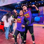 Bharti Singh Instagram - Finally show done #khatrakhatrakhatra with @bharti.laughterqueen @saajzofficial @punitjpathakofficial @haarshlimbachiyaa30 @colorstv @voot Parmotion song Bechari #bechari @timesmusichub @bigbashofficial @kkundrra @divyaagarwal_official