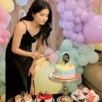 Bhavika Sharma Instagram - @dipikasharmaa @pradipsharma6876 @sangeetasharmaa09 @rishh__sharma Thankyou for always making my birthday so special ❤️ Thankyou @aakansha_kapoor for helping out with every possible thing 💞 And my constant @nishashah54 @tanvi.dogra Iloveyou ❤️ Thankyou @theeventfling for this beautiful decor🤗 And ofcourse my instagram fam💞 YOU GUYS ARE LIFE🧿
