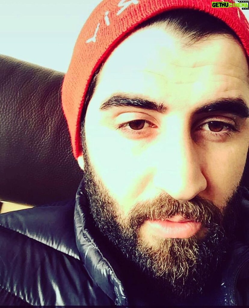 Bilal Hancı Instagram - Kara kaşli 😂