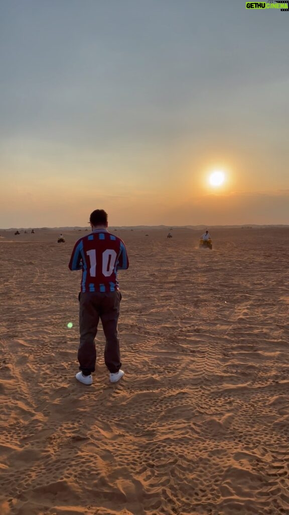 Bilal Hancı Instagram - ❤️💙 Dubai Desert
