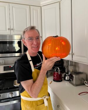 Bill Nye Instagram - Getting ready for a spooky evening