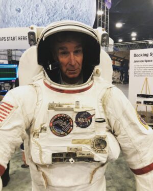 Bill Nye Instagram - At SpaceCom conference in Houston. We are talking LightSail 2!! @planetarysociety