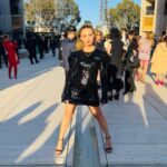 Billie Lourd Instagram - 🙏🏼🌅🙏🏼Took a bunch o #blaséontheoutside pics but felt mega #blessedontheinside to be at @nicolasghesquiere ‘s magical @louisvuitton show in #stayclassysandiego Salk Institute