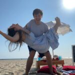 Billie Lourd Instagram - 🤕😻🤕#happyearlybday2me and as the kids say this is #howitstarted SWIPE 4 #howitsgoing @avstenrydell surprised me with this inCrEdiBLe early bday picnic on the beach 😭💕#ilovehimsomuch …then I decided it would be a #cuteidea to hop on a @bird scooter. My #cutieidea ended up being the #oppositeofcute when I #bustedmyassontheassphault PSA don’t go on #birdscooters kids they’re dangerous af and go way too fast!!! Thank u for listening to this PSA may the force be with my face / potentially broken hand / swollen af knee also thank u to everyone at UCLA urgent care you guys are the #GOAT for bandaging up this old lady (in other news thank you for all the birthday love!!! Seeing your posts makes being in #severepain much less painful ❤️) pps fuck u bird scooters #flipthebird2bird ppps shout out to my body and its reflexes for protecting me from a much worse fate #reflexflex