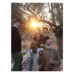 Birce Akalay Instagram – Autmn Journal’22
4 Marvelous Days.
With friends, nature & stories.
•••
All we need is love!
✌🏼🥂🦚🍁

@semsadenizsel 
@celimbahadir 
@mosheaelyon 
@ibrahimselim 
& my shewolf @dilarakarabay 

I’m so lucky to have you!
💚
And special thanks to all @simurginn & @cooksgrove 
Crew!!
🙏🏼🥂👏🏼