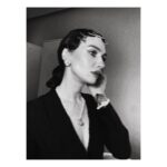 Birce Akalay Instagram – Yesterday we witnessed a tremendous night. On the premiere day of our new film, of which I knew that I am a precious part of. So many years after to be in AKM again, which I grew up in the corridors of and feel as my home needs to be worthy of this tremendous heritage.

So I would like to thank my dearest friends who prepared me for our all-day long programmes and gala night with their special talents & creations which comes from their hearts. 

It is only with your presence that I can shine so happily.

Salut 💞