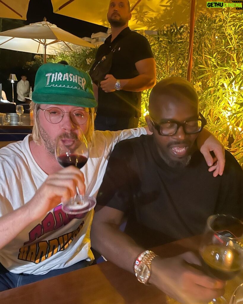 Black Coffee Instagram - Cheers @realblackcoffee 🙏 to all our projects and the exciting things coming up next 🤯😇 great job on the @champagnepapi album! passion is the key ❤️ Btw new TEILE back in stock ;) @teile_elektronik Ibiza, Spain
