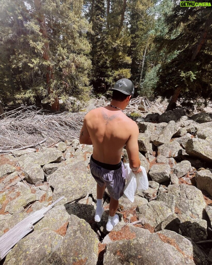 Blake Gray Instagram - first time in Aspen 🏔