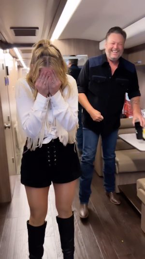 Blake Shelton Instagram - Can't believe I got talked into this @laurenalaina... Congrats on the new song buddy!!!! Y'all go listen!!!!
