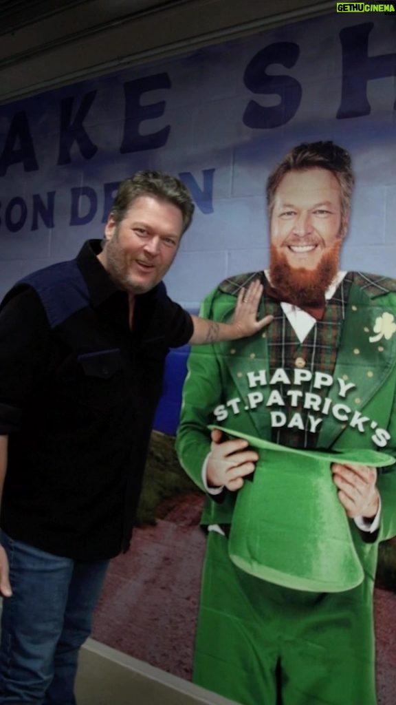 Blake Shelton Instagram - This was over the top and unbelievable!!!! Hope everybody had a happy St. Patrick's Day!!!! Thank you @paycomcenter!!!! #StPatricksDay #BackToTheHonkyTonk