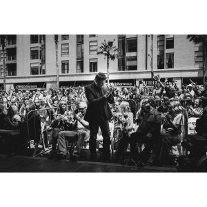 Blake Shelton Instagram - I dedicated this star to my brother Richie who I wish was here to celebrate this with. There are so many people to say thank you to for yesterday.. my family, my team, @nbc and @nbcthevoice, the fans.. it's really special to get to share this with you all. Cheers!!!