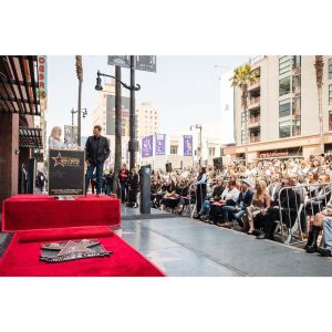 Blake Shelton Instagram - I dedicated this star to my brother Richie who I wish was here to celebrate this with. There are so many people to say thank you to for yesterday.. my family, my team, @nbc and @nbcthevoice, the fans.. it's really special to get to share this with you all. Cheers!!!
