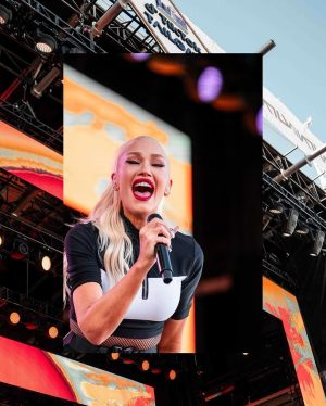 Blake Shelton Instagram - ahhh #TikTokTailgate what an incredible experience !!! i had such a fun time singing and dancing with u ✨ and performing Purple Irises for the first time with @blakeshelton 🎉🪻 WHAAT !! thank u @nfl + @tiktok :) now lets play some football 🏈 gx