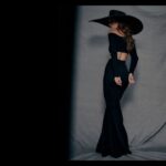 Blanca Suárez Instagram - noche V I R A L ☆ Styled by @_freddyalonso [ @ninaricci @goldandrosesjoyas ] MakeUp by @natalia_natalita X @guerlain Hair by @mariaroberts25 Pic by @andresgarlujan - Gracias siempre @guerlain @palomarodriguezjuanes @leyrealviz_ @mariaa.borras ♡