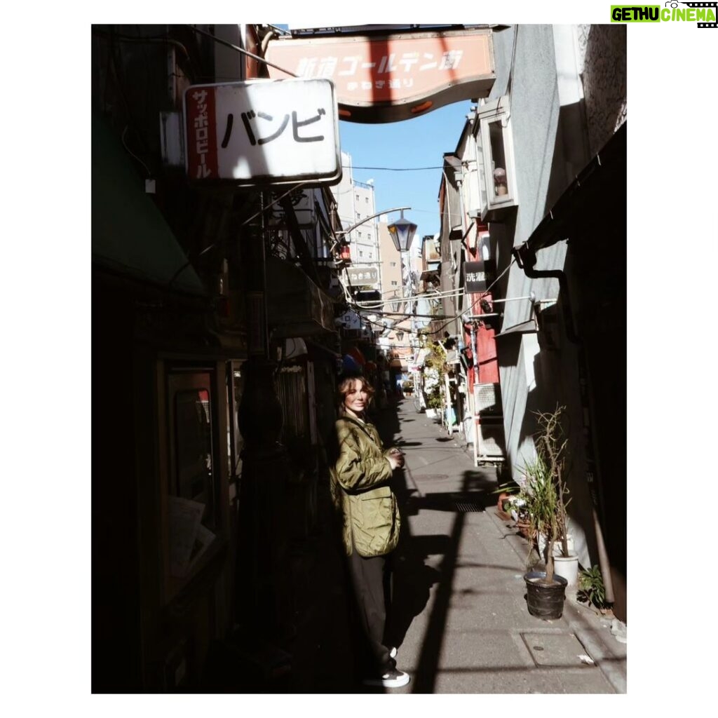 Blanca Suárez Instagram - felicidad ▪︎ @inspiringsoho ♡ Tokio