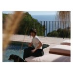 Blanca Suárez Instagram - 1.1.2024 - 20° @thestayresidences #CaLAmfora @jessicabataillestudio Jávea