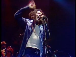 Bob Marley Instagram - “Don’t gain the world and lose your soul. Wisdom is better than silver and gold.” #ZionTrain #BobMarley

🎥 live in Dortmund, Germany during the Uprising tour. June 1980. #UprisingLIVE