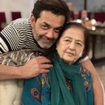 Bobby Deol Instagram - Love you Usha aunty ❤️happy birthday