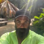 Bobby Deol Instagram - 🌞 Love Love Love to All!!