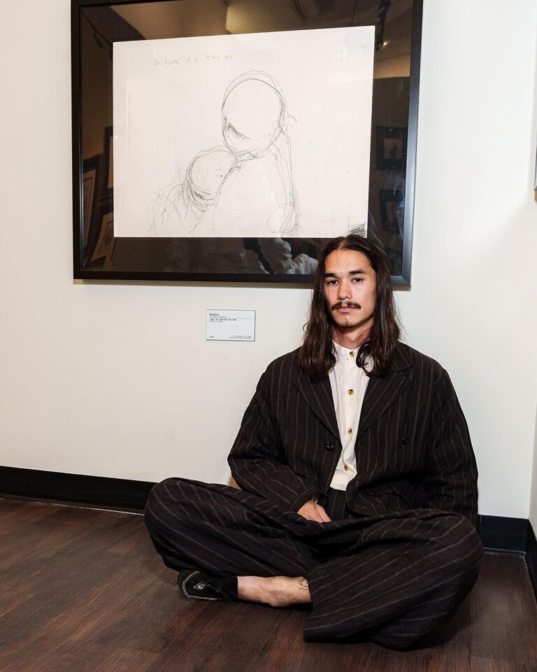 Booboo Stewart Instagram - Sitting with one of my favorite drawings and wearing one of my favorite suits by @lanefortyfive ,, great company great suits 🦅 . 📷 @stardustfallout