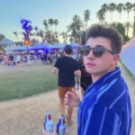 Bradley Steven Perry Instagram – one for me, one for you @tickpick Stagecoach Festival