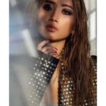 Brenda Song Instagram - This time last year... who did I think I was?!? Wearing makeup, tight pants AND heels?!? Whoa. I’m tired just thinking about it.