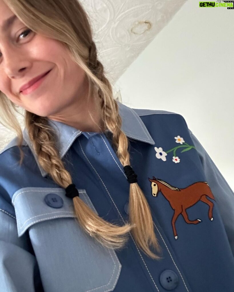Brie Larson Instagram - Horse Girl Summer