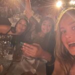 Brie Larson Instagram - Still marveling at the attendees of the #GoldGala And super proud to present Iman Vellani with @goldhouseco’s New Gold award alongside @sanaamanat622 ⭐️💛⭐️