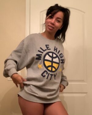 Brittany Renner Instagram - “Do YoU wAnT a PsYcHiC?” No, just a man who has a clue lol do you know any? Asking for myself