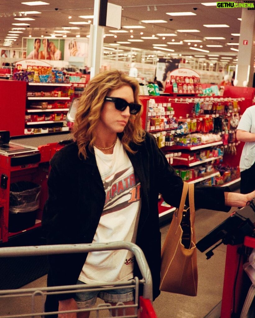 Brittany Snow Instagram - Sunday errands in your 30s mean spending too long at Target, buying socks in bulk, debating about a shower mat you’ll forget in the car & wondering why the whole time you’re so tired. 🎯 Raging with my bud @selashiloni.