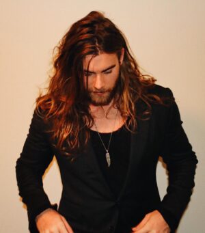 Brock O'Hurn Instagram - I'm think I'm feeling a new suit 👔😏 Any ideas on what color I should get next?! Oh.. and Hope you had a great day! 😊 #EveryGirlsCrazyBoutASharpDressedMan