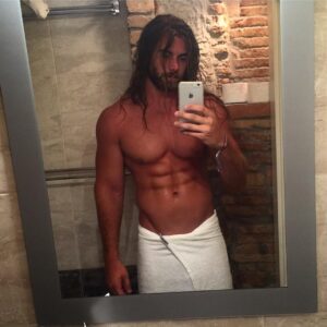 Brock O'Hurn Instagram - I haven't found one gym in Croatia or Ibiza in the last two weeks. Hasn't stopped me from staying focused on what's important and continually working towards my vision! 😎

Ready to crush it when I get back 🙌🏼 #TanGameStrong #TeamNeverSettle