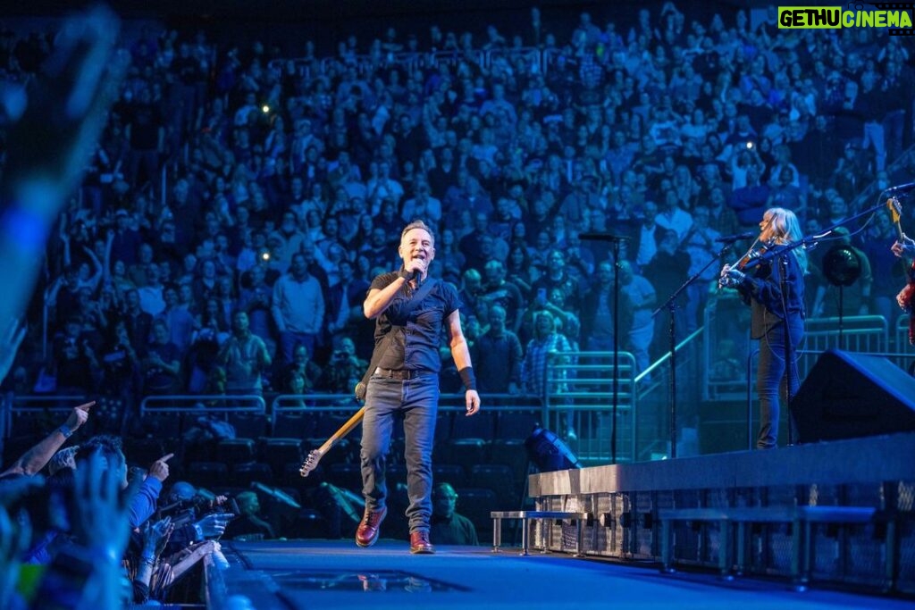 Bruce Springsteen Instagram - Milwaukee. March 7, 2023. 📸: @redemartin