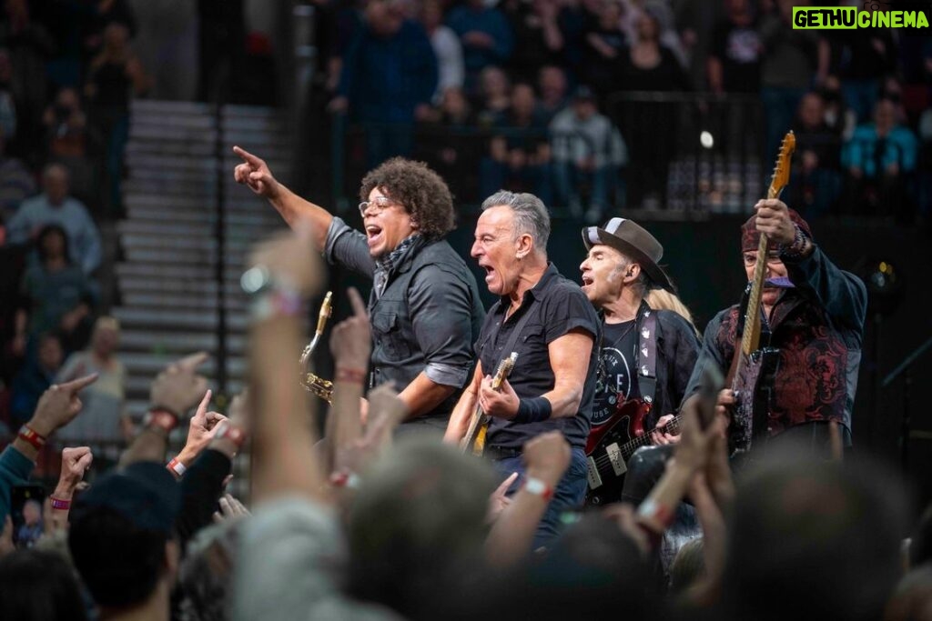 Bruce Springsteen Instagram - Portland. February 25-26, 2023. 📸: @redemartin