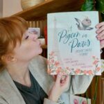 Bryce Dallas Howard Instagram - “There will be cloudy days. There will be sunny days. Most days will have a little bit of both. No matter what, you will need to be able to fly.” 🤍 My baby sister @paigecarlylehoward, who is a sparkly, wise faerie of a human, HAS WRITTEN HER FIRST CHILDREN’S BOOK! And it’s just as magical as she is.⁣ ⁣ Paige has had this personal story of courage in her for a long time. She’s always seen herself like Petite the Pigeon does: the “last to fly” in the family and unaware of her own strength and resilience. (At one point or another, I’m sure we’ve each had a “Petite” in our head!) And this uplifting tale empowers the Petites in us all to face our fears. ⁣ ⁣ I am overjoyed that Paige is sharing this story with the world and the illustrations by @joaniestoneart are absolutely stunning. Online family, soar over to the link in bio 🔗 “A Pigeon in Paris: Petite Takes Flight” is now available online and in stores! ⁣ ⁣ [ID: BDH holds a copy of the beautifully illustrated book “A Pigeon in Paris: Petite Takes Flight,” featuring a pastel-hued Paris sky and sweet Petite the pigeon soaring in front of the Eiffel Tower.]