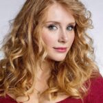 Bryce Dallas Howard Instagram - BDH meets @pantone color of the year: Viva Magenta! ⁣ ⁣ [ID: BDH wears a Viva Magenta dress with lipstick in a matching color for “Gold” movie press photos.]