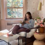 Bryce Dallas Howard Instagram - me whenever @clairethomas asks what I think 😍 Beautifully designed furniture from @denver_modern Design by: @clairethomas⁣ Styled by: @emilypertzborn ⁣ 🎥: @whats_a_yayo ft. @clairethomas