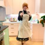 Bryce Dallas Howard Instagram - Thank you @sweetlaurelbakery for the delicious treats 💖 I never knew how soothing cake decorating could be… and next time I’ll start my design with the end in mind 😅 I hope The Great British Bake Off would be proud.⁣⁣ ⁣⁣ @laurelgallucci and @clairethomas, it’s always a joy to hang out with you and I can’t wait for Sweet Laurel to grace the shelves of our grocery stores soon! ⁣⁣ ⁣⁣ [ID 1: Living her cottage-core dreams, BDH stands between Laurel Gallucci and Claire Thomas (co-founders of Sweet Laurel Bakery) in a picturesque garden. They each hold a chocolate cake decorated with roses and raspberries.]⁣⁣ ⁣⁣ [ID 2-3: BDH twirls and shows off her new Sweet Laurel apron and canvas tote.]⁣⁣ ⁣⁣ [ID 4: A stack of Sweet Laurel Bakery’s upcoming chocolate cake, pancake, and scone mix boxes.]